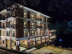 Bandipur Village Inn