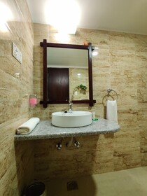Bandipur Village Inn