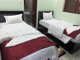 Royalwood City Inn