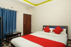 Hotel Fresh Inn And Lodge by OYO Rooms