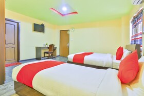Hotel Malaya by OYO Rooms