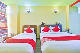 Hotel Malaya by OYO Rooms