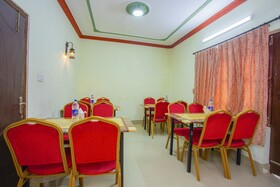 Hotel Om by OYO Rooms