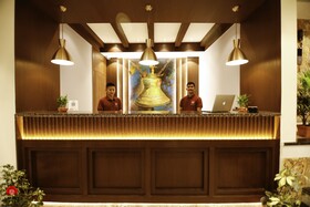 Lakhey Hotel