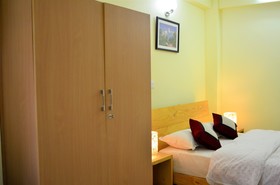 Tanani Newa Home
