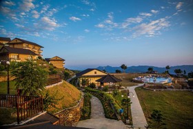 Rupakot Resort