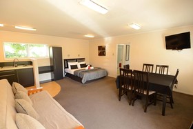 Anchor Lodge