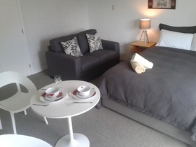 Avalon Motel