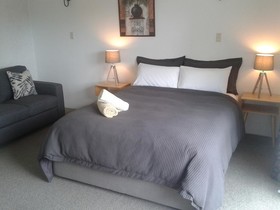 Avalon Motel