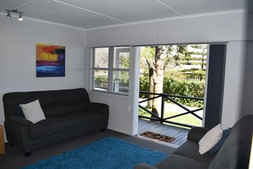 Coastal Motor Lodge
