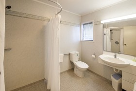 Coastal Motor Lodge
