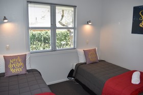 Coastal Motor Lodge