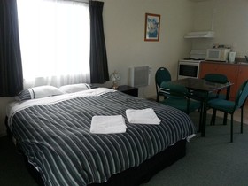 Blake Court Motel