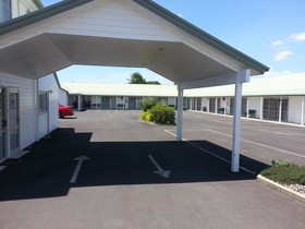 Blake Court Motel