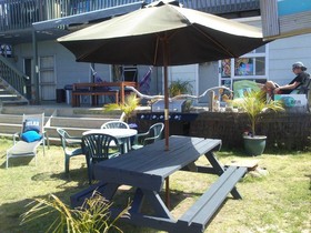Surf N Stay Whangamata Hostel