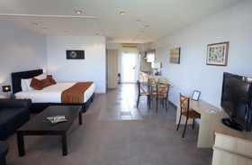 Admiralty Lodge