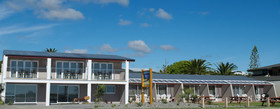 Bailey's At The Beach Motel