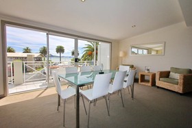 Crowsnest Apartments