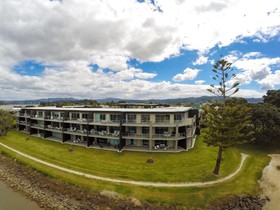 Marina Park Apart