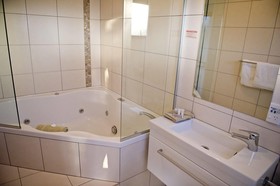 Oceanside Motel Whitianga