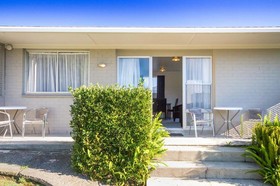 Peninsula Motel