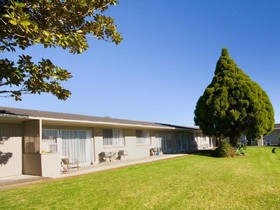 Peninsula Motel