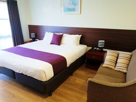 Airport Garden Inn Hotel & Conference Centre
