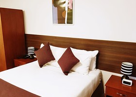 Airport Garden Inn Hotel & Conference Centre