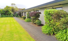 Airport Garden Inn Hotel & Conference Centre