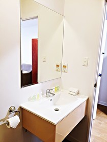 Airport Garden Inn Hotel & Conference Centre
