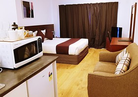Airport Garden Inn Hotel & Conference Centre