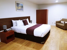 Airport Garden Inn Hotel & Conference Centre