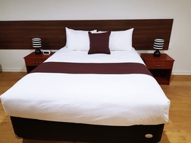 Airport Garden Inn Hotel & Conference Centre