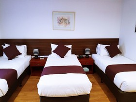 Airport Garden Inn Hotel & Conference Centre