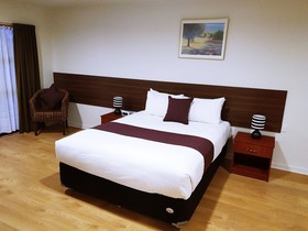 Airport Garden Inn Hotel & Conference Centre