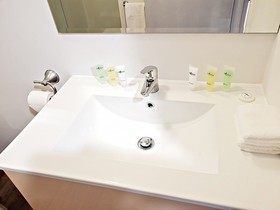 Airport Garden Inn Hotel & Conference Centre