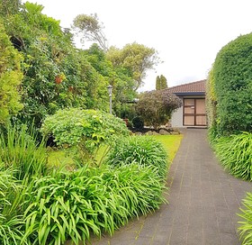 Airport Garden Inn Hotel & Conference Centre