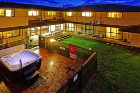 Albany Oak Motel