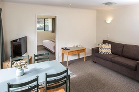 Albany Oak Motel