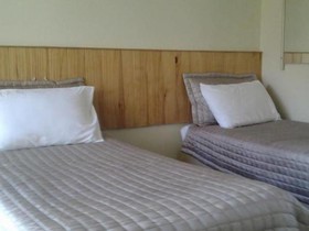 Avondale Motor Inn