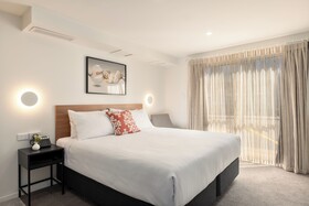 Best Western Newmarket Inn & Suites