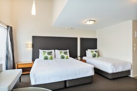 Best Western Newmarket Inn & Suites