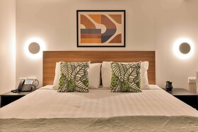 Best Western Newmarket Inn & Suites