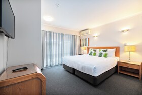 Best Western Newmarket Inn & Suites