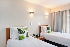 Best Western Newmarket Inn & Suites