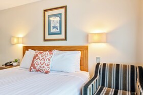 Best Western Newmarket Inn & Suites