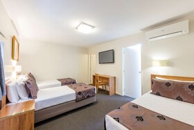Best Western Newmarket Inn & Suites