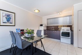 Best Western Newmarket Inn & Suites