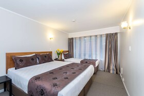 Best Western Newmarket Inn & Suites