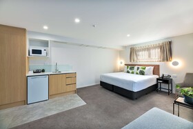 Best Western Newmarket Inn & Suites